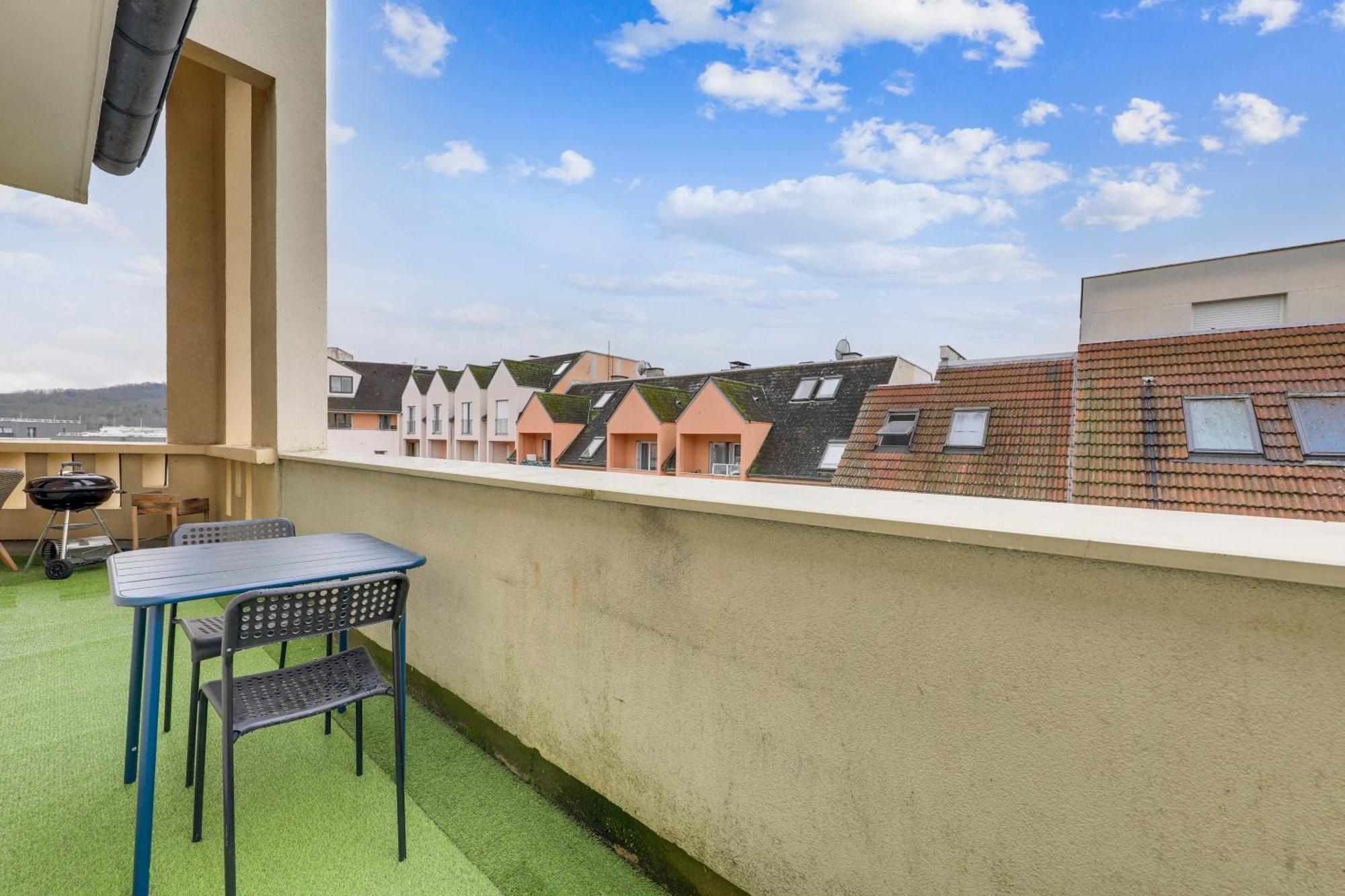 Appartement Duplex With Parking Sannois