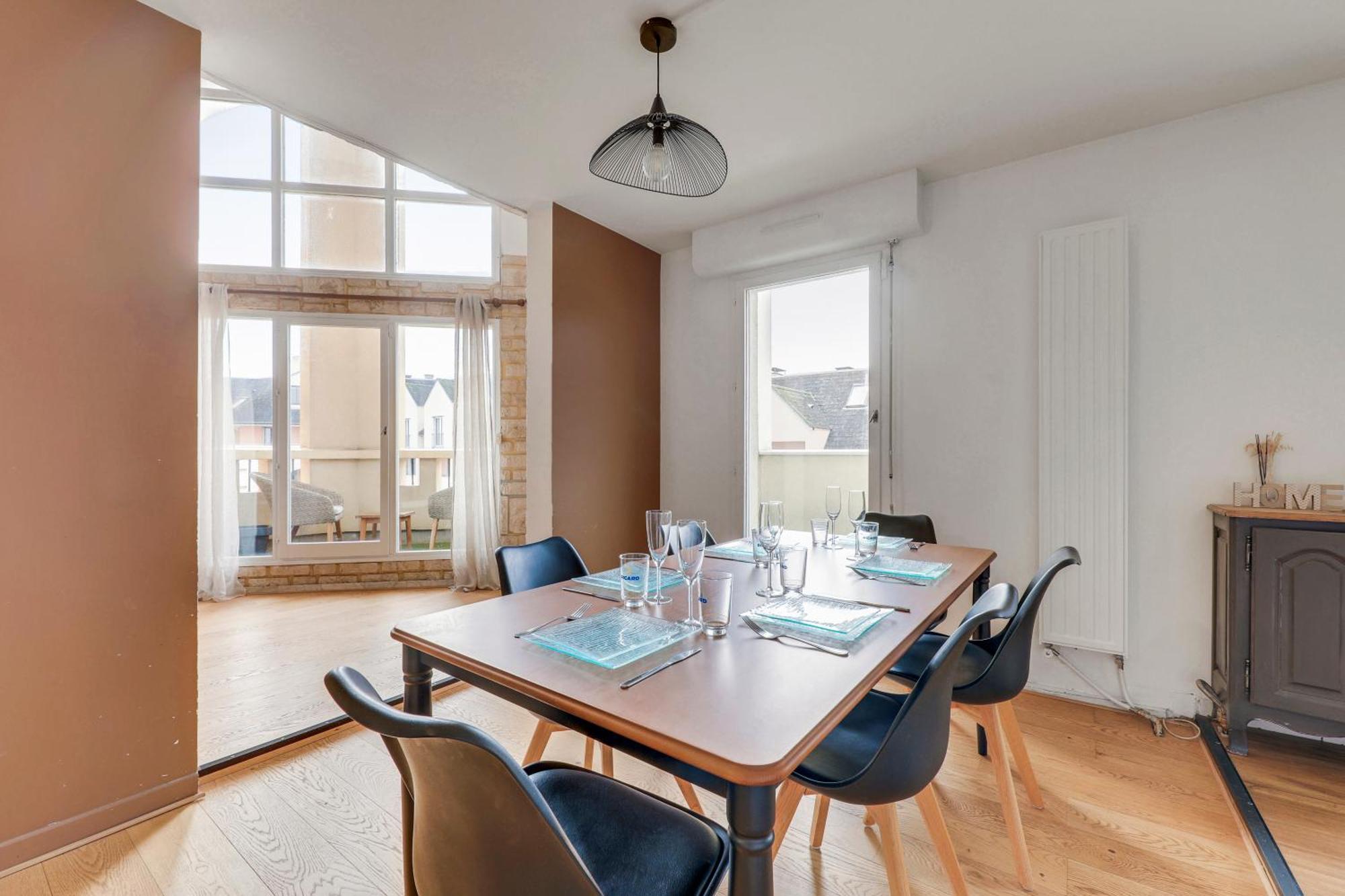 Duplex With Parking Appartement *
