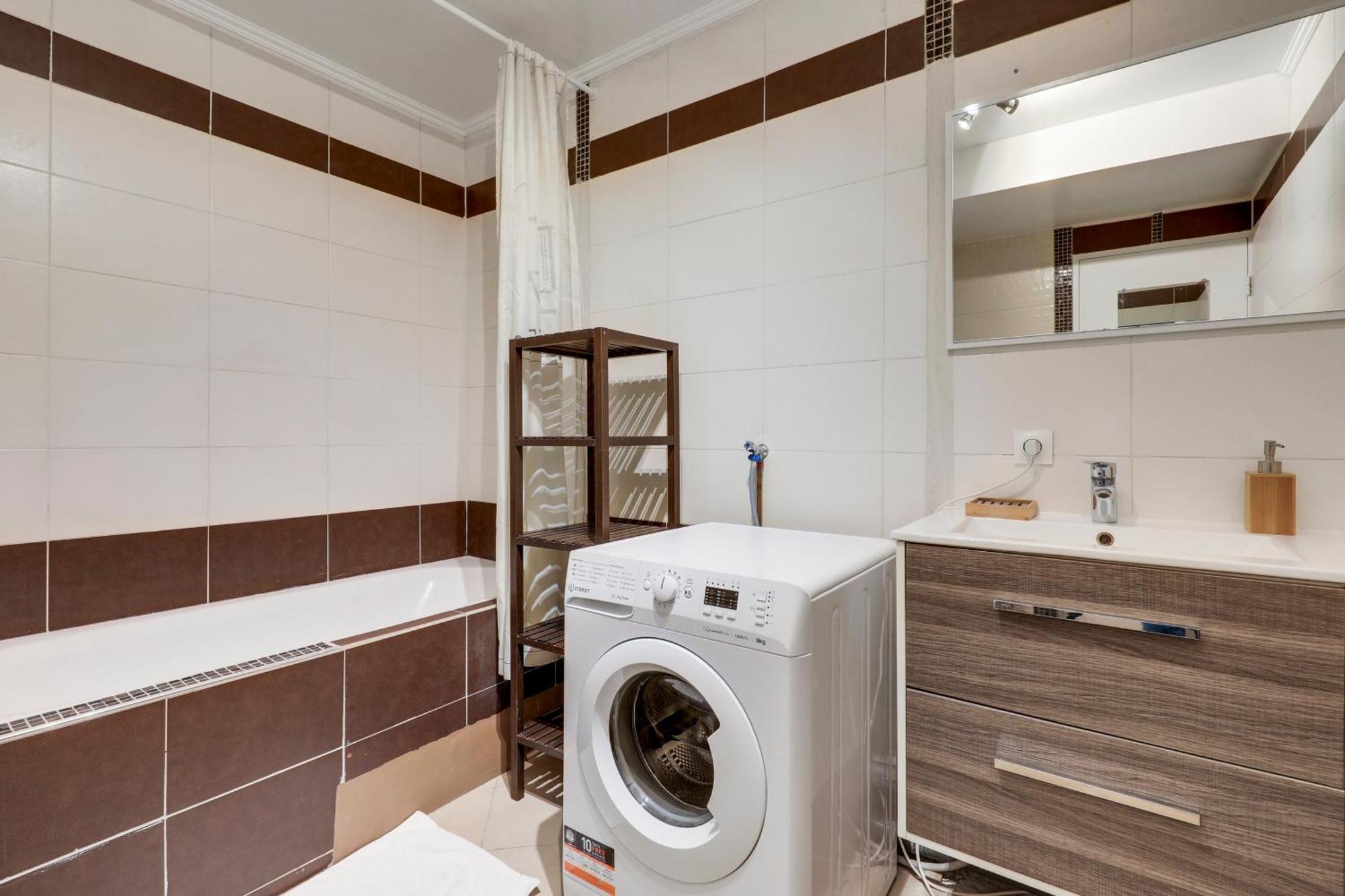 Duplex With Parking * Sannois